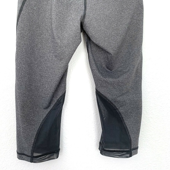 Z by Zella Gray Mesh Panel Crop Capri Leggings - Picture 8 of 8